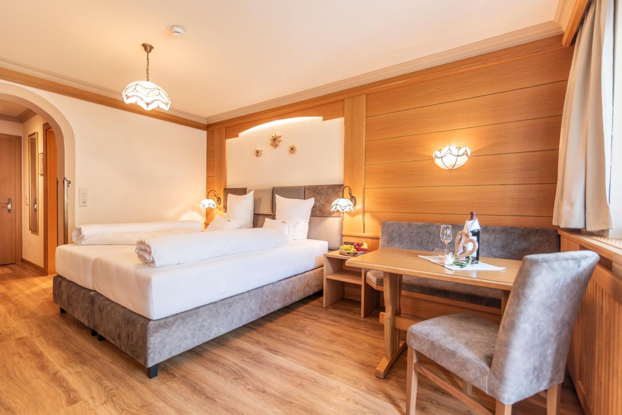 Hotel Garni Apart Tina Ischgl Extérieur photo